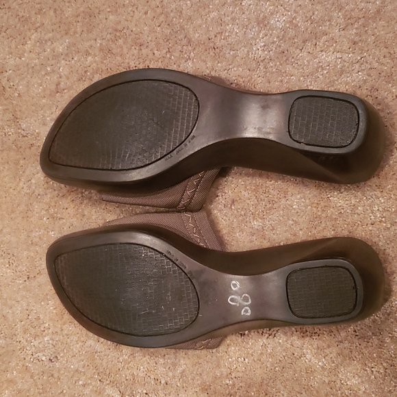 Stewart Weitzman slip wedge sandle - Picture 5 of 5